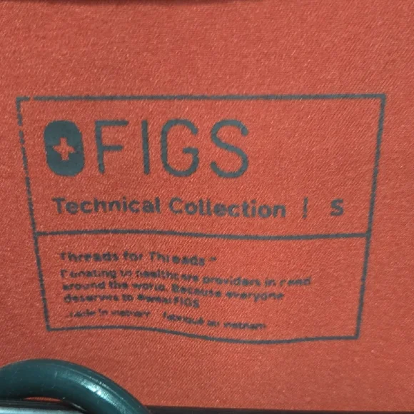 Figs Technical Collection Scrub Set - Picture 2 of 4